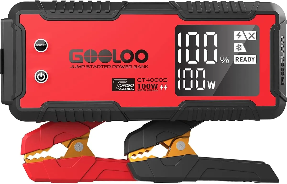 GOOLOO GT4000S jump starter and power bank with LCD display